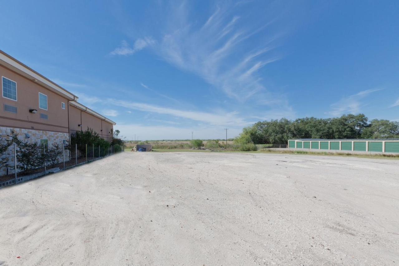 Lone Star Inn Kenedy Екстер'єр фото